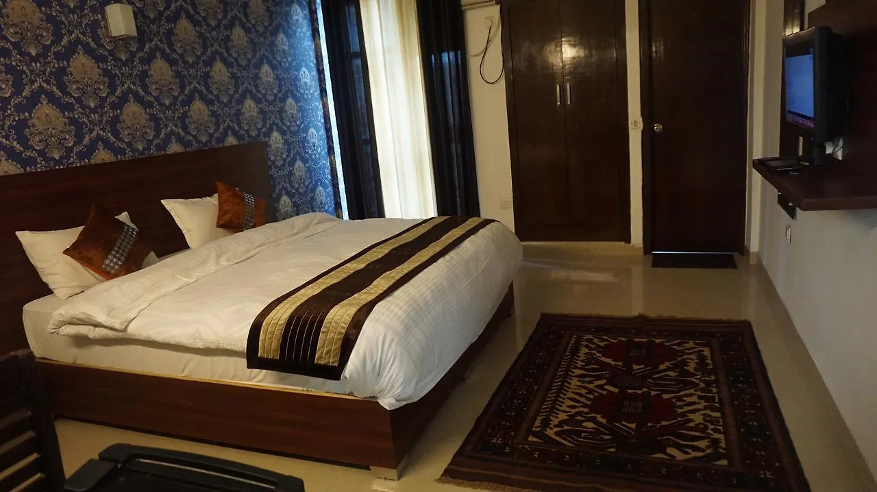 Hotel D'S Mezbaan Gurgáon 2*,